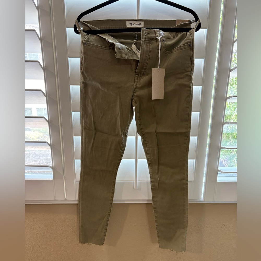 Madewell Green Cropped Pants Ankle Length Brand New size 27